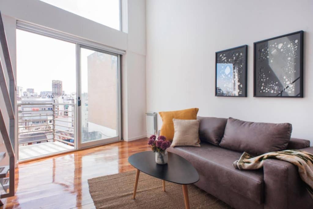 Luminosos Loft En Recoleta 2 Cuadras Del Subte Apartment Buenos Aires Luaran gambar