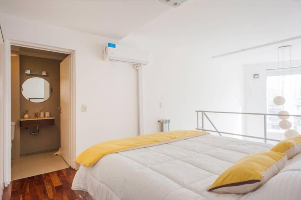 Luminosos Loft En Recoleta 2 Cuadras Del Subte Apartment Buenos Aires Luaran gambar