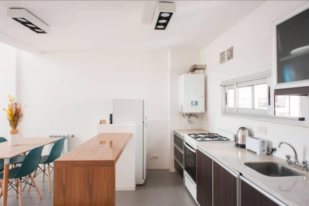 Luminosos Loft En Recoleta 2 Cuadras Del Subte Apartment Buenos Aires Luaran gambar