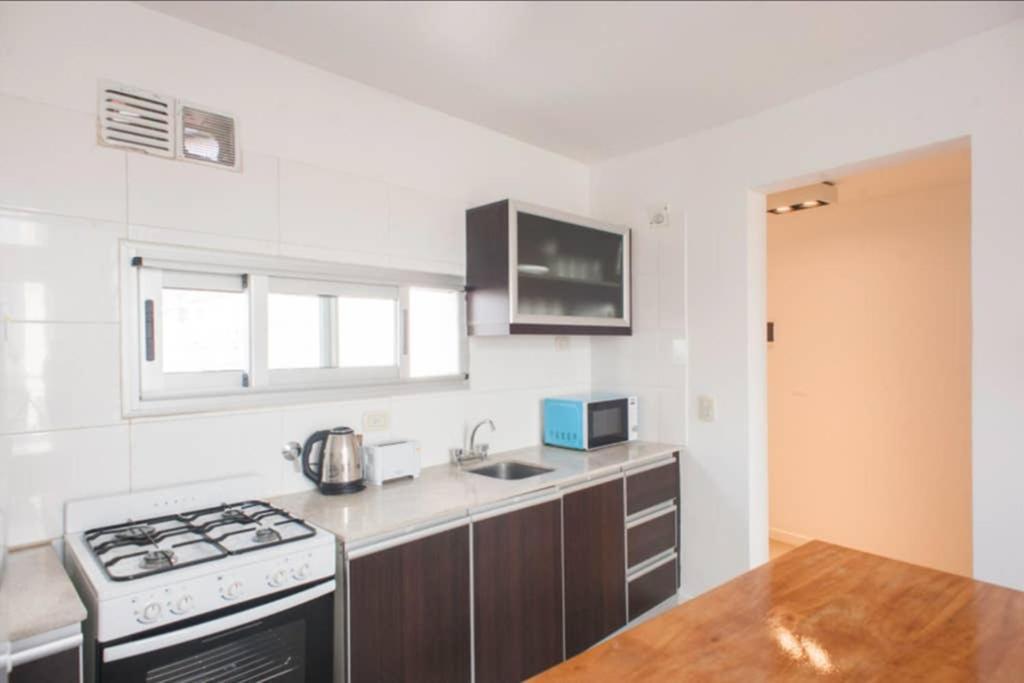 Luminosos Loft En Recoleta 2 Cuadras Del Subte Apartment Buenos Aires Luaran gambar